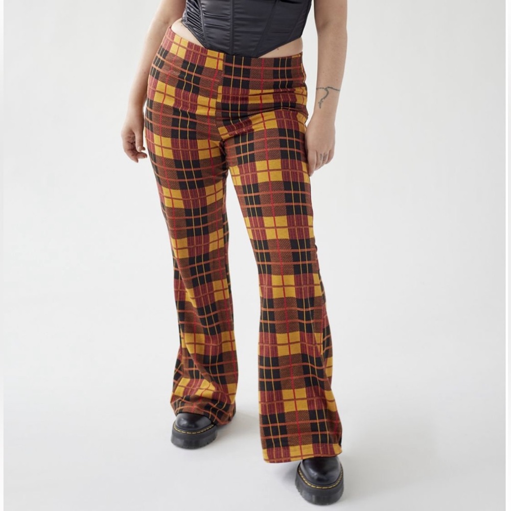 NWT UO Bryn Pull-On Flare Pants Plaid Dark Orange/Maroon/Mustard 90s Punk Retro